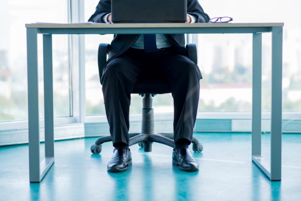 Bureau_travail @freepik